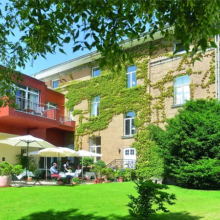 Sanct Peter Hotel 4*